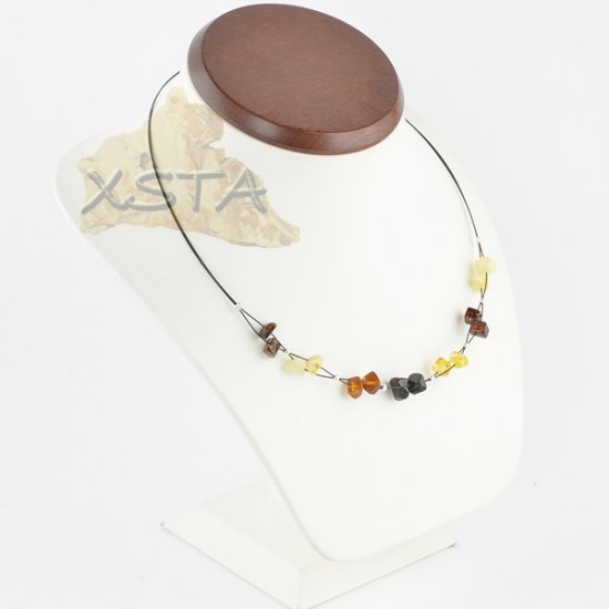 Amber necklace irregular with wire